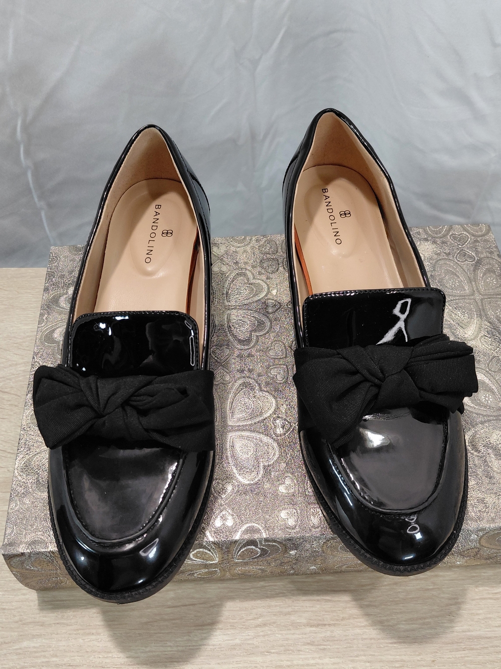 Bandolino Black Patent Bow Loafers for Women